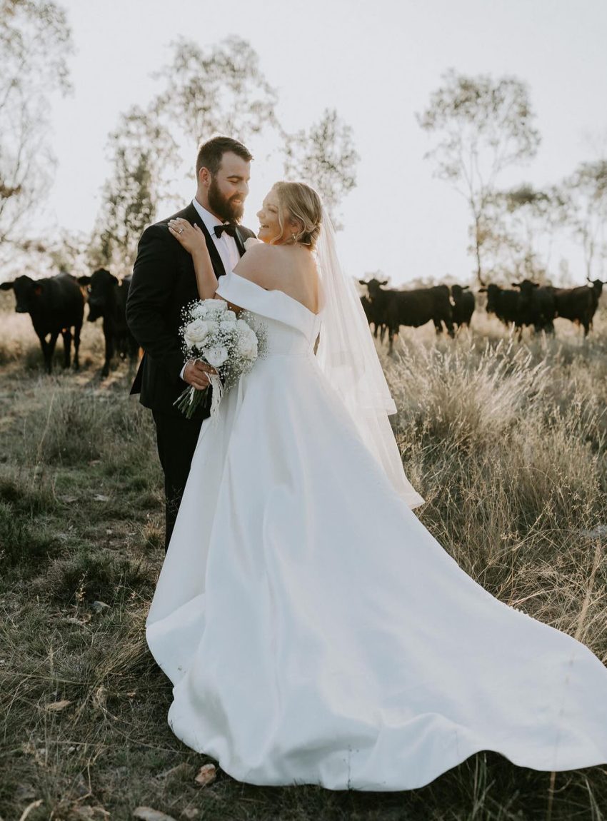 LACE AND BARREL HIRE AND STYLING TO THE AISLE AUSTRALIA WEDDINGS (5)