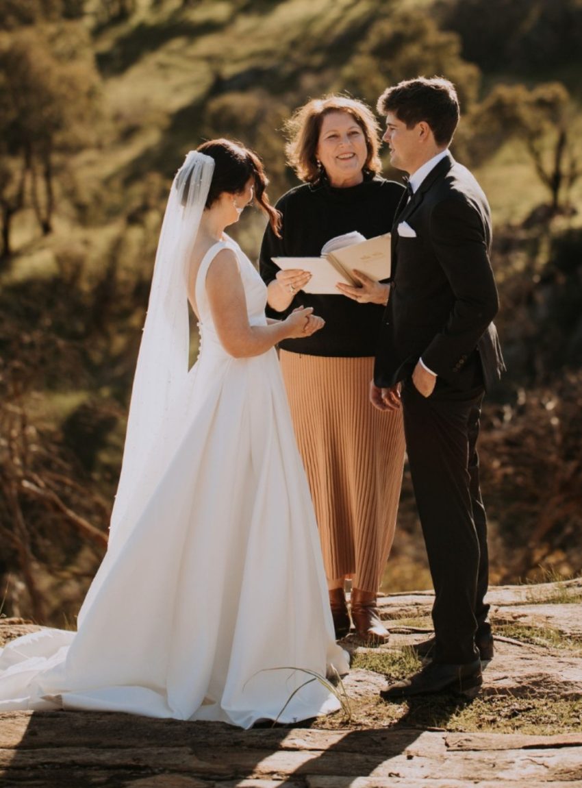 anne miller marriage celebrant perth to the aisle weddings directory (2)