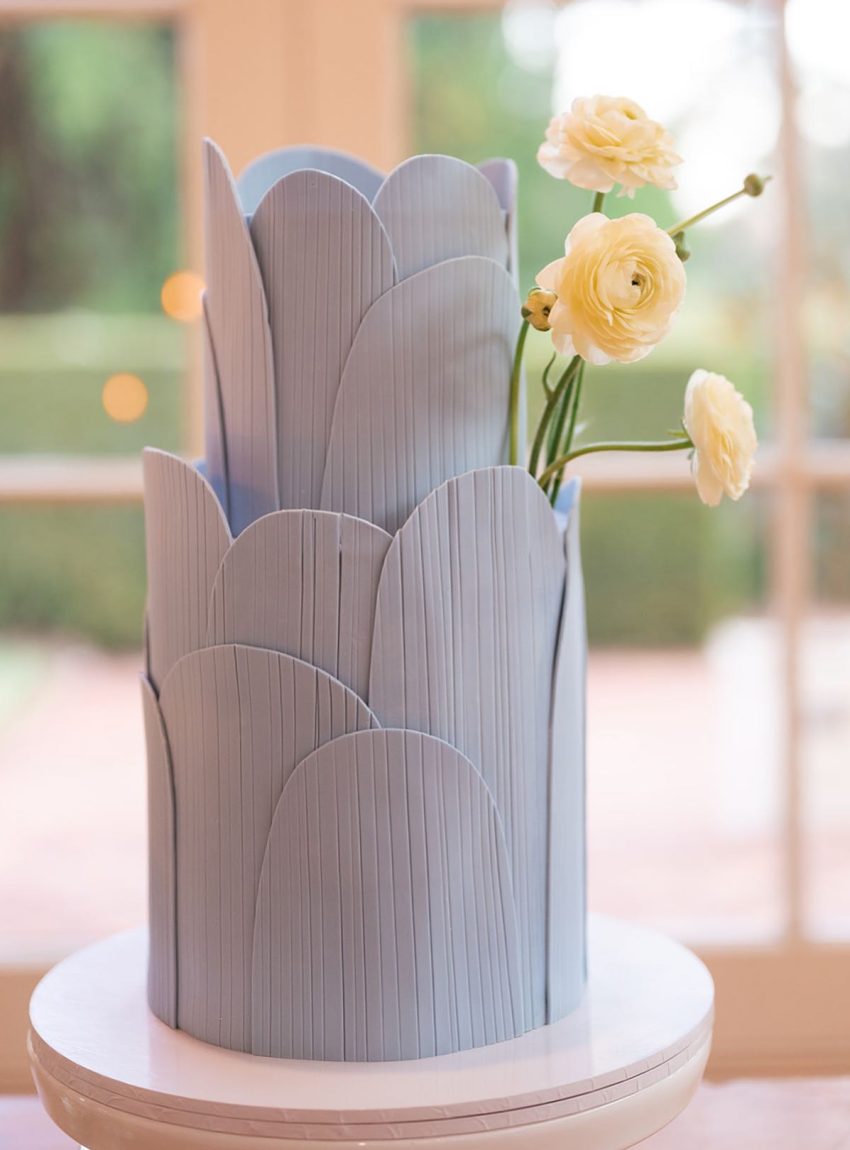 cakehouse by katrina allan to the aisle wedding directory (7)