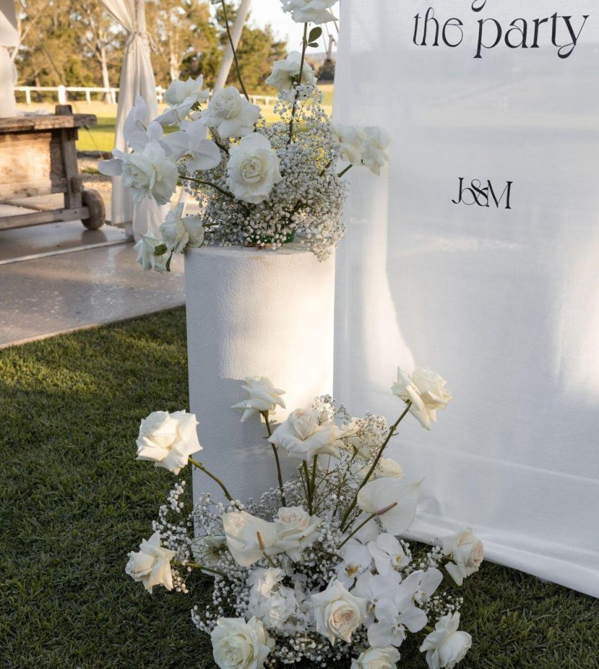 jade mcintosh flowers styling to the aisle wedding directory1