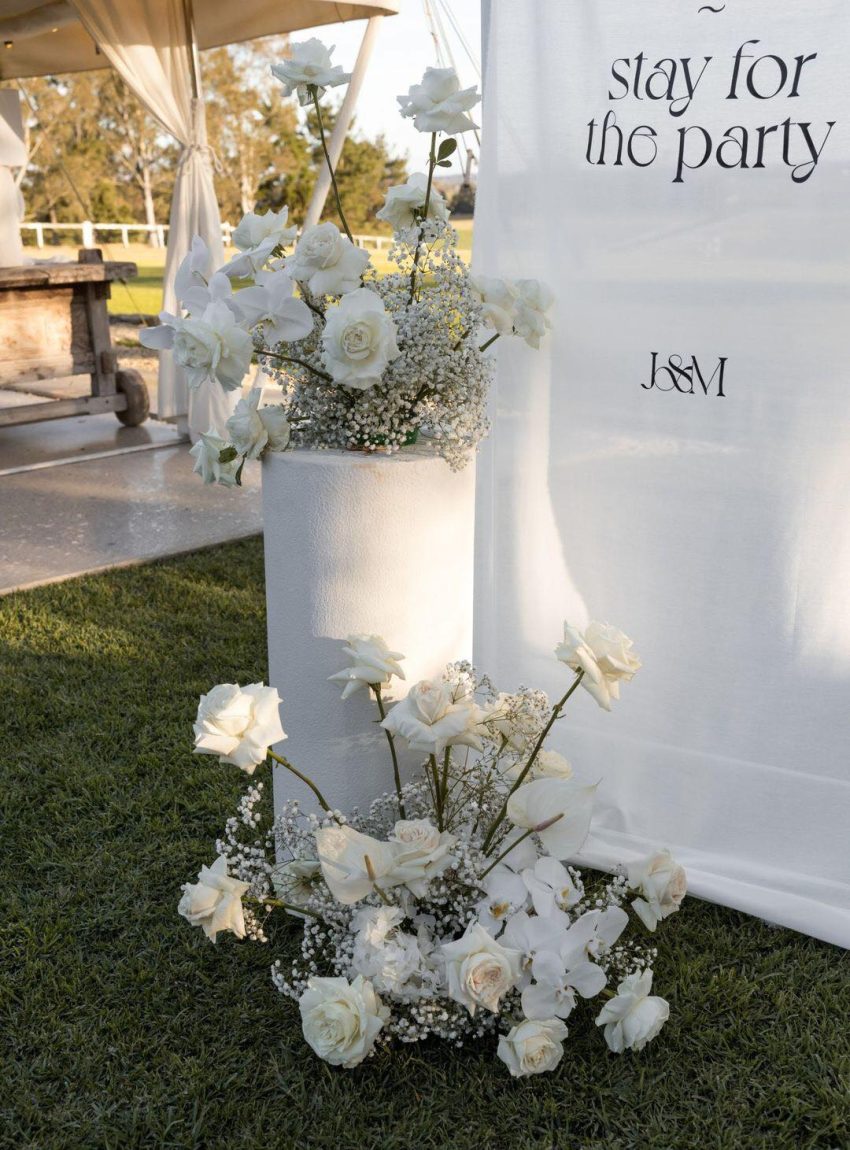 jade mcintosh flowers styling to the aisle wedding directory1