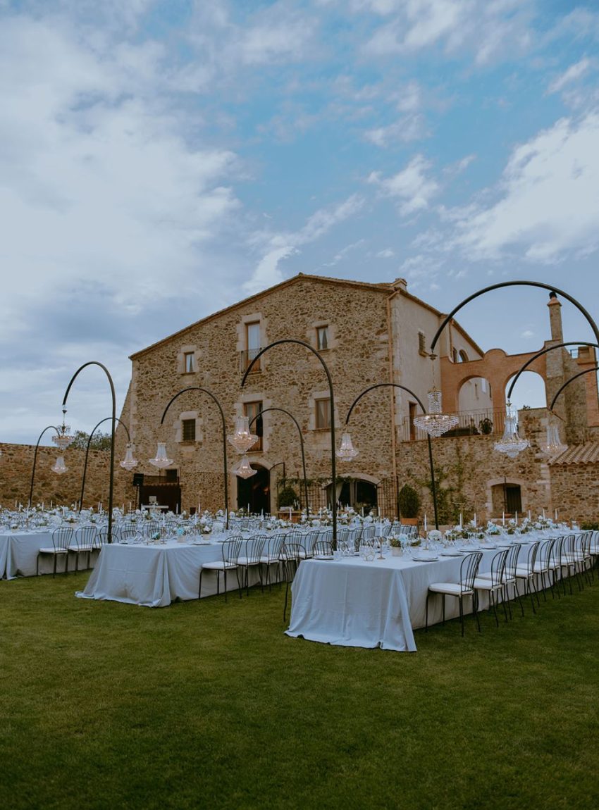 mas torroella spain luxury wedding venue to the aisle destination weddings (8)