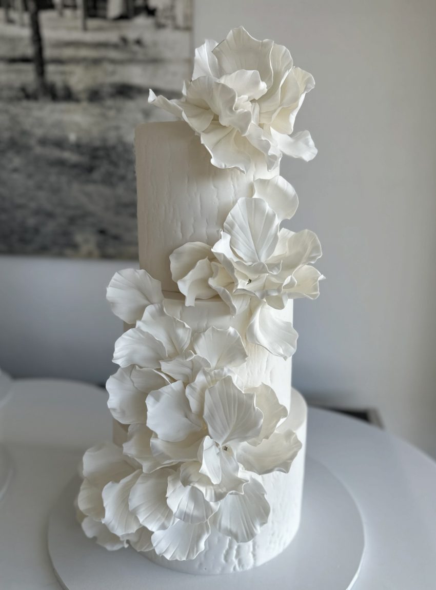 the cake studio sydney wedding cakes dessert to the aisle weddings australia (4)